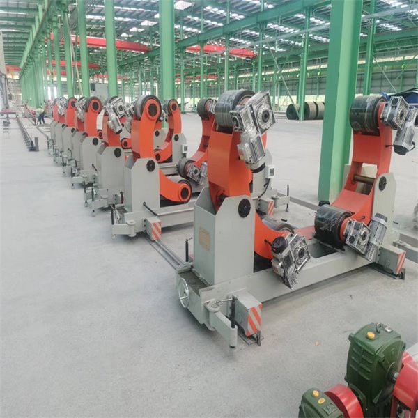 Self-adjusting Welding Roller
